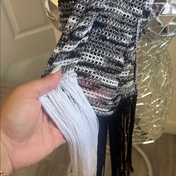 MISSONI Viscose Black and White Fringe Long Scarf - Picture 8 of 10